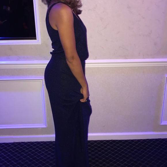 Dress - Picture 7 of 7